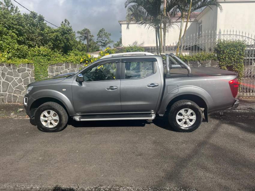 Navara - 5 - Pickup trucks (4x4 & 4x2)  on Aster Vender