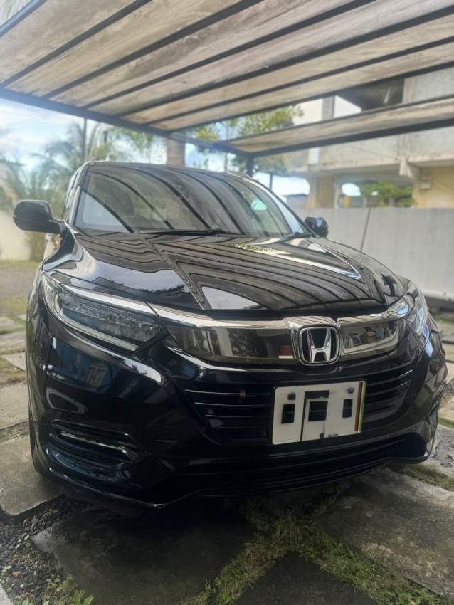 Honda Vezel Hybrid RS - 4 - SUV Cars  on Aster Vender