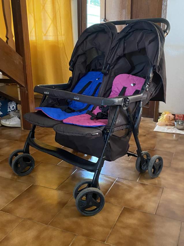 car seat 0 to 5 years  + 1 stroller for twins