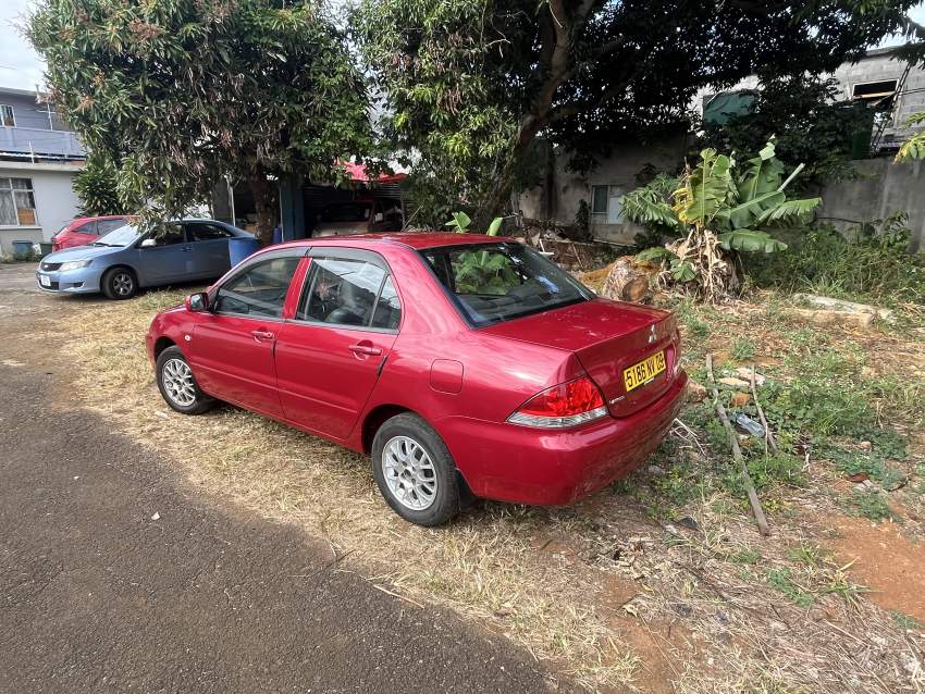Mitsubishi lancer a vendre - 1 - Family Cars  on Aster Vender