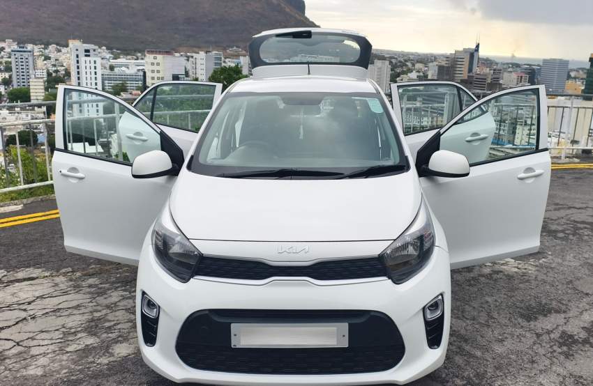 Urgent Sale — Kia Picanto 2021 Automatic - 3 - Compact cars  on Aster Vender
