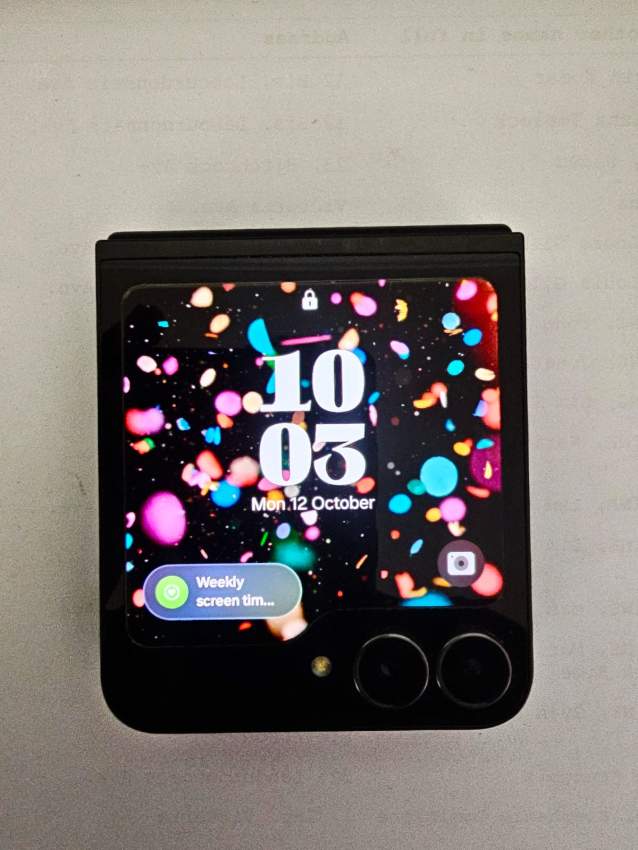Samsung galaxy z flip 7 FE on Aster Vender