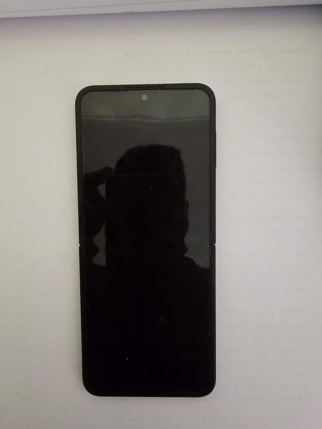 Samsung galaxy z flip 7 FE - 2 - Android Phones  on Aster Vender