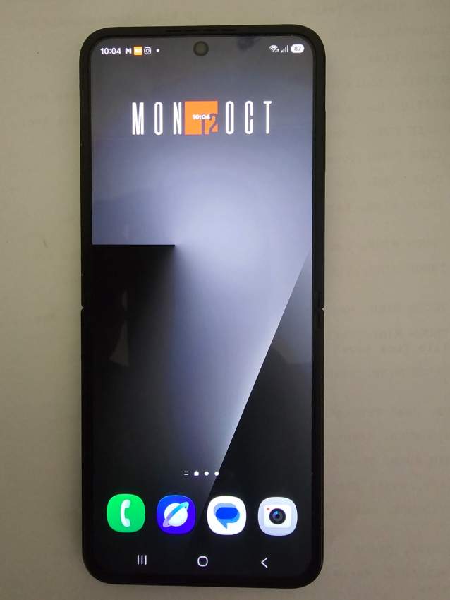 Samsung galaxy z flip 7 FE - 4 - Android Phones  on Aster Vender