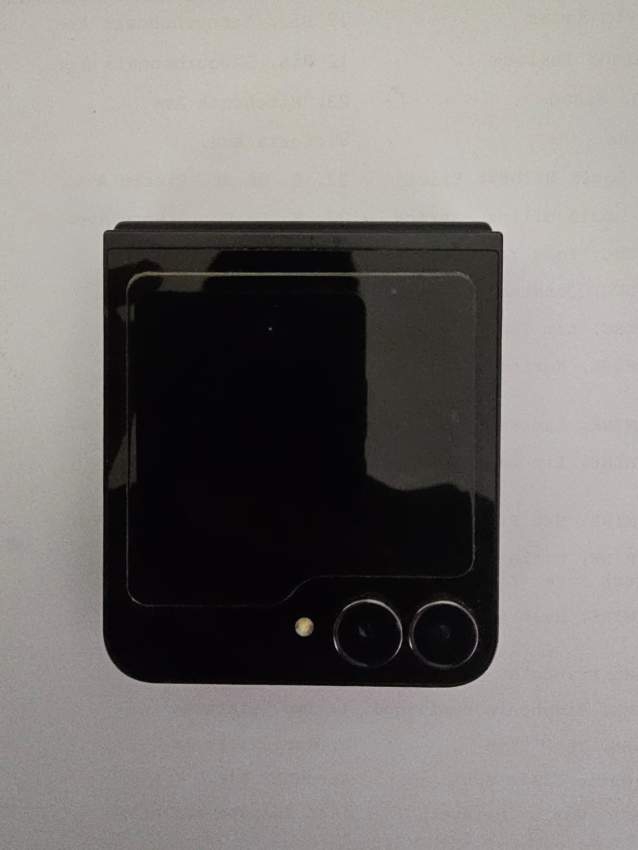 Samsung galaxy z flip 7 FE - 1 - Android Phones  on Aster Vender