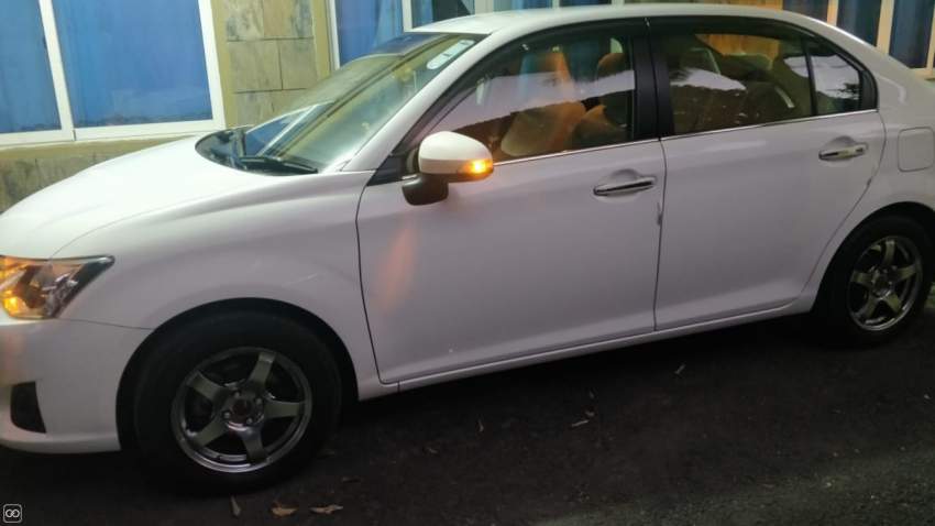TOYOTA COROLLA AXIO - 1 - Compact cars  on Aster Vender