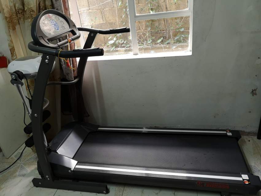 Motorised Treadmill - 4 - Fitness & gym equipment  on Aster Vender