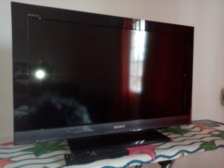 SONY BRAVIA TV 32'' - 1 - Others  on Aster Vender