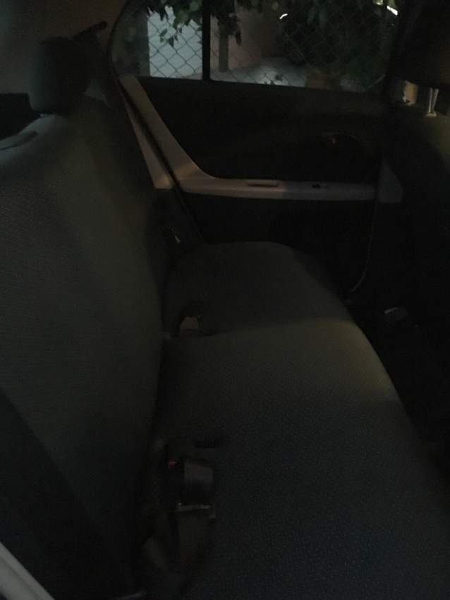 toyota vitz - 4 - Compact cars  on Aster Vender