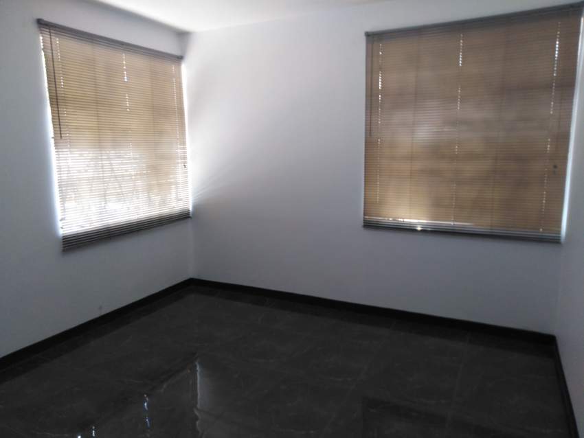 Office with parking for rent in center of Port-Louis - 4 - Office Space  on Aster Vender