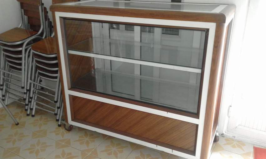 Vitrine Aluminium  RS 6500 - 0 - House  on Aster Vender