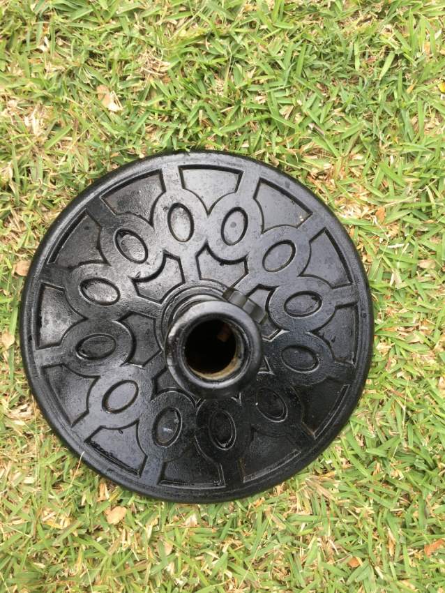 STAND POUR PARASOL JARDIN OU LA PLAGE - 0 - Garden Furniture  on Aster Vender