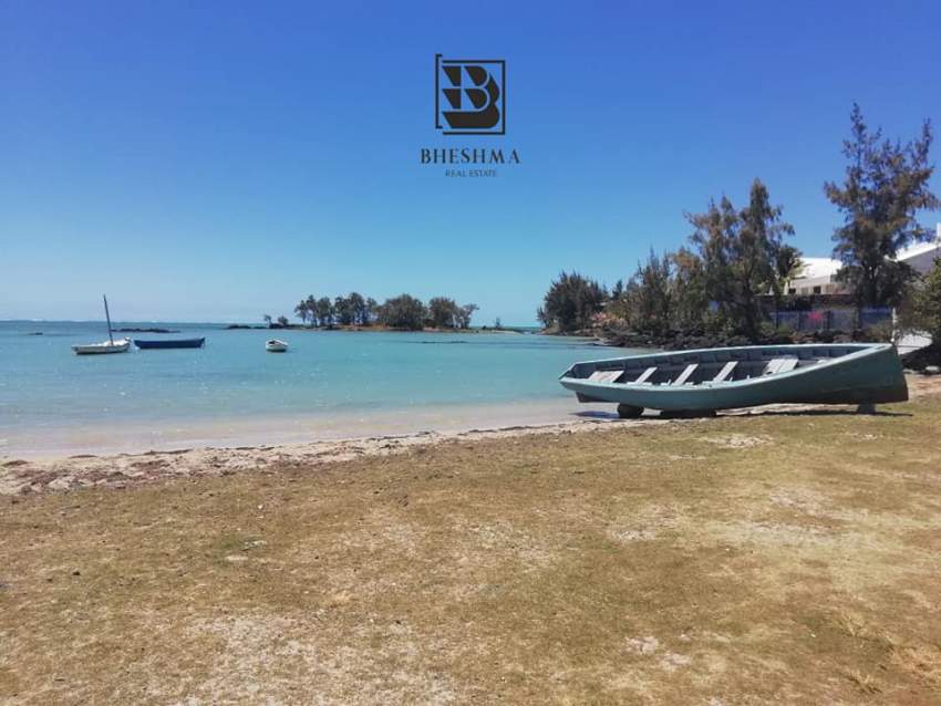 10 perches @ Rs 950,000 Melville, 10 mins from seaside.  - 0 - Land  on Aster Vender