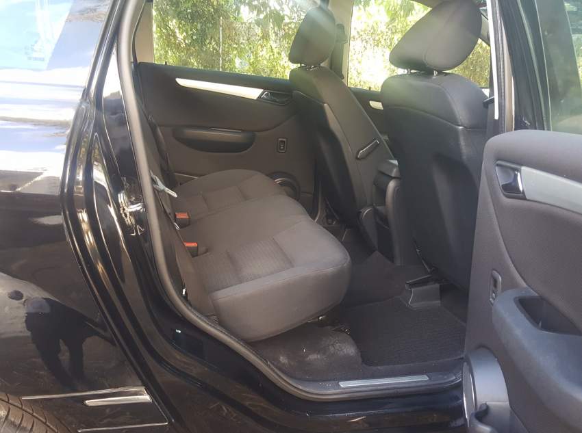 2007 Mercedes Benz B 150 - 6 - Family Cars  on Aster Vender