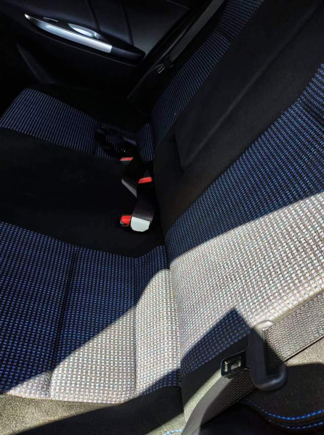 Car Toyota - 2 - Family Cars  on Aster Vender