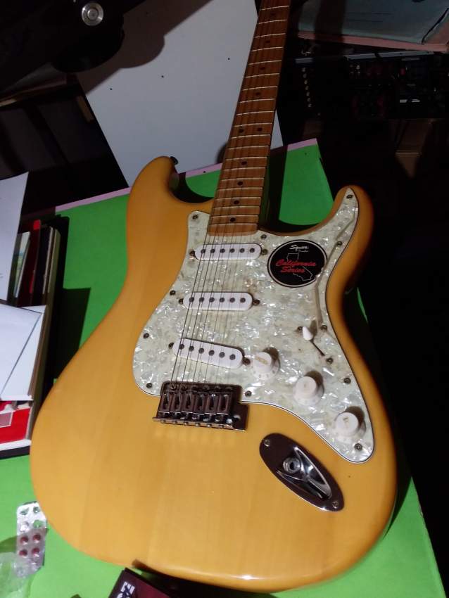 Guitar  - 0 - Photography Equipment  on Aster Vender