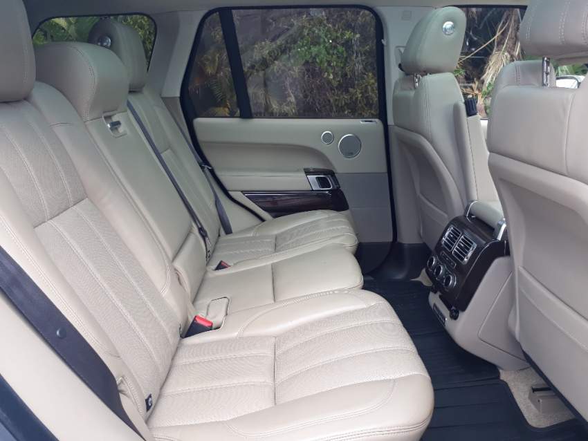 2016 Range Rover Vogue 3.0 TDV6 - 6 - SUV Cars  on Aster Vender