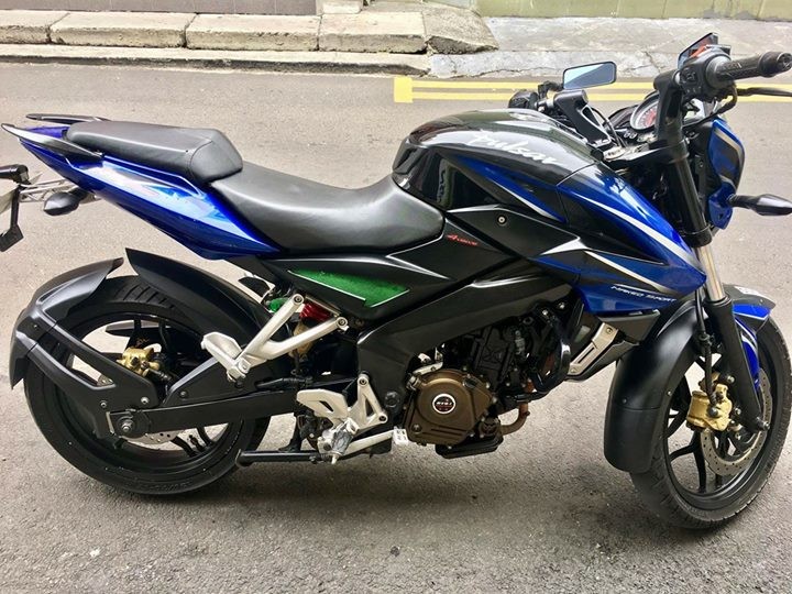 Pulsar Ns 200 - 0 - Sports Bike  on Aster Vender