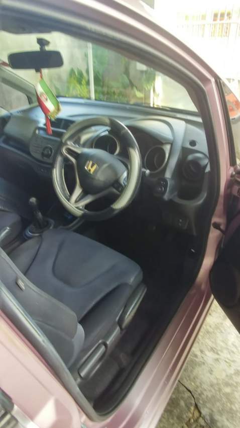 Honda Jazz 2009 - Lady Driven - 2 - Compact cars  on Aster Vender