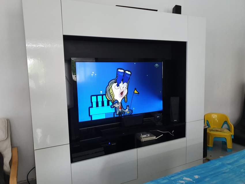 TV desk on Aster Vender