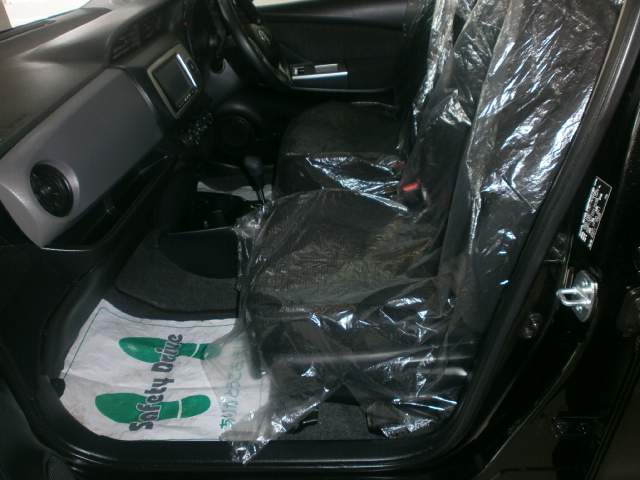 Toyota Vitz - 5 - Family Cars  on Aster Vender