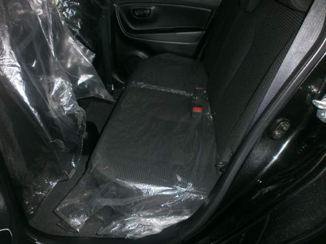 Toyota Vitz - 4 - Family Cars  on Aster Vender