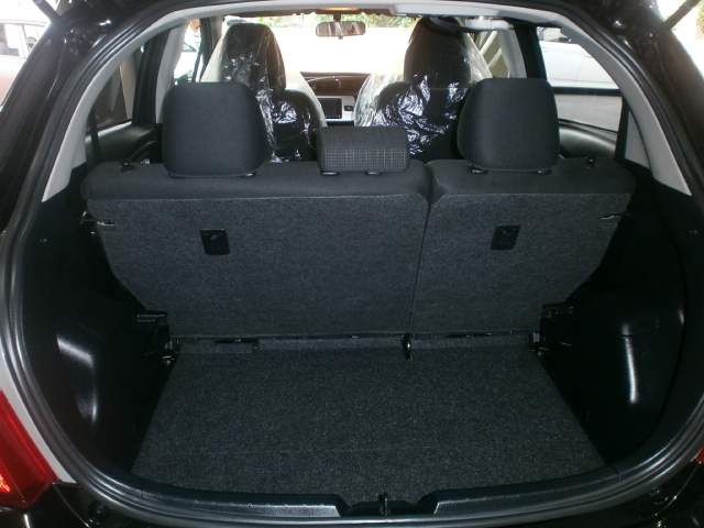 Toyota Vitz - 3 - Family Cars  on Aster Vender