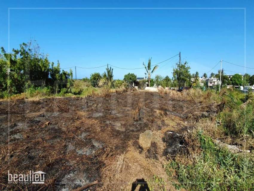 One residential plot of land of 10 perches in Melville,Goodlands on Aster Vender