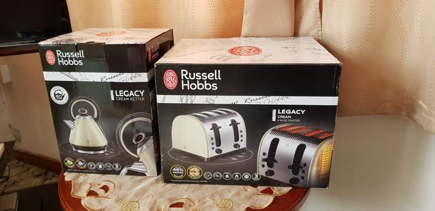 Toaster and Kettle on Aster Vender