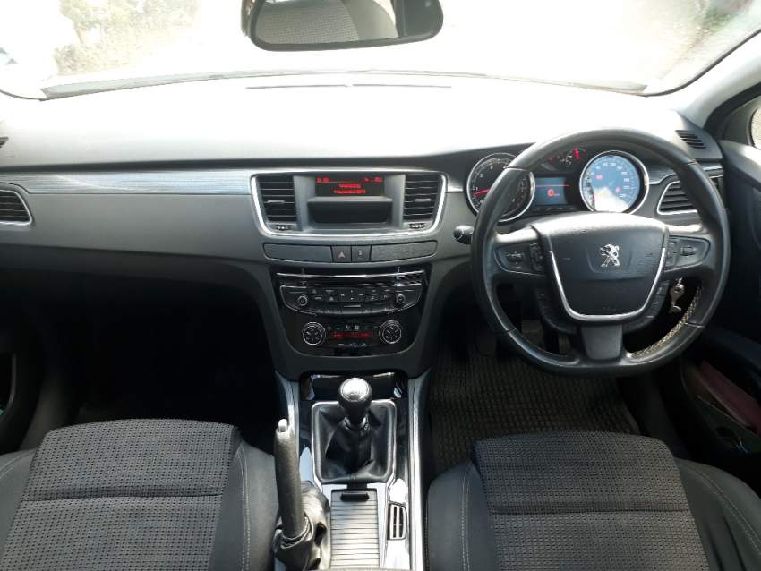 2013 Peugeot 508 1.6T - 8 - Family Cars  on Aster Vender