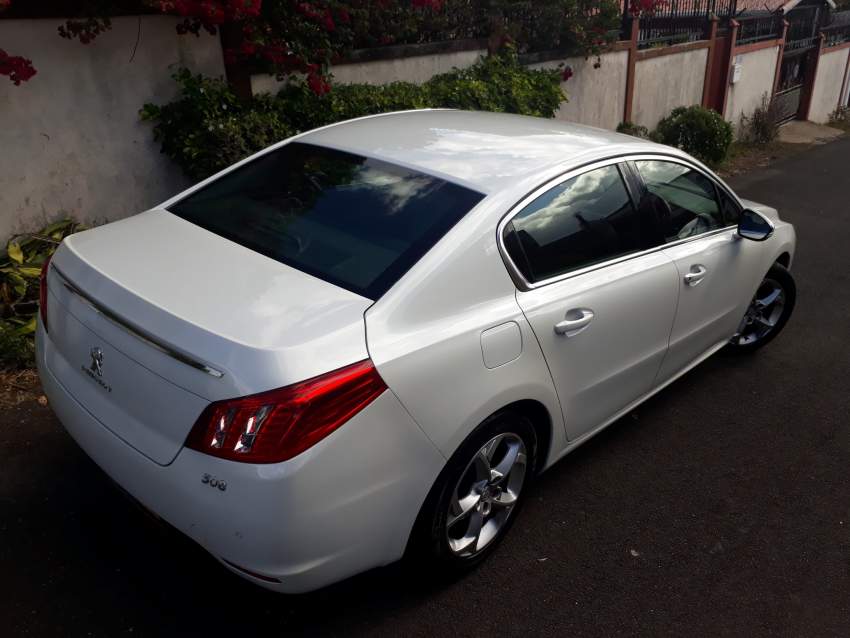 2013 Peugeot 508 1.6T - 4 - Family Cars  on Aster Vender