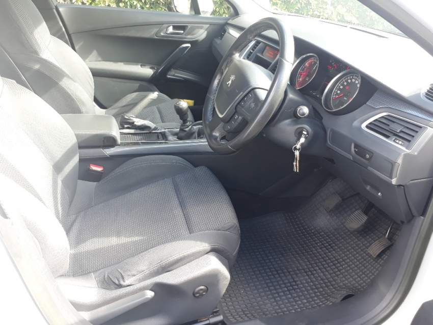 2013 Peugeot 508 1.6T - 7 - Family Cars  on Aster Vender
