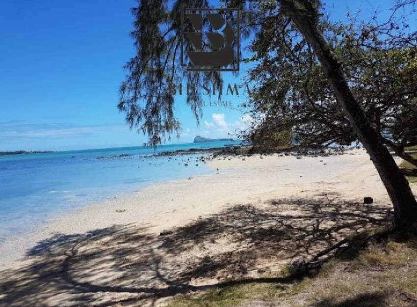 12.98 perches Grand Gaube 5 mins seaside  - 1 - Land  on Aster Vender