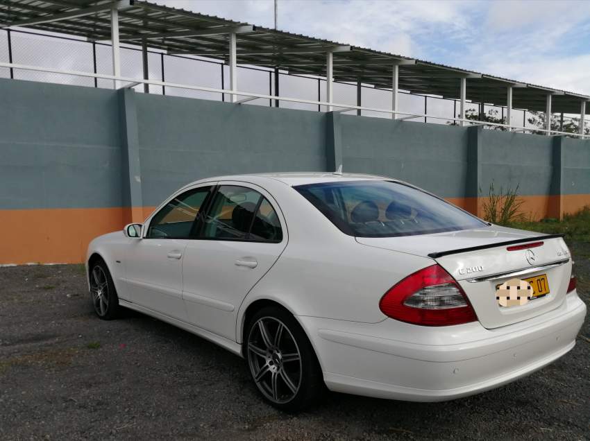 Mercedes E200 Kompressor year 2007 Facelift version on Aster Vender