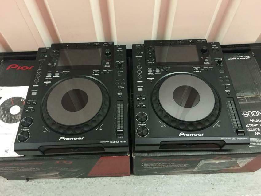 Canon EOS 5D Mark IV / Sony A7iii / Nikon D5 (Whatsapp..+23058056869) on Aster Vender