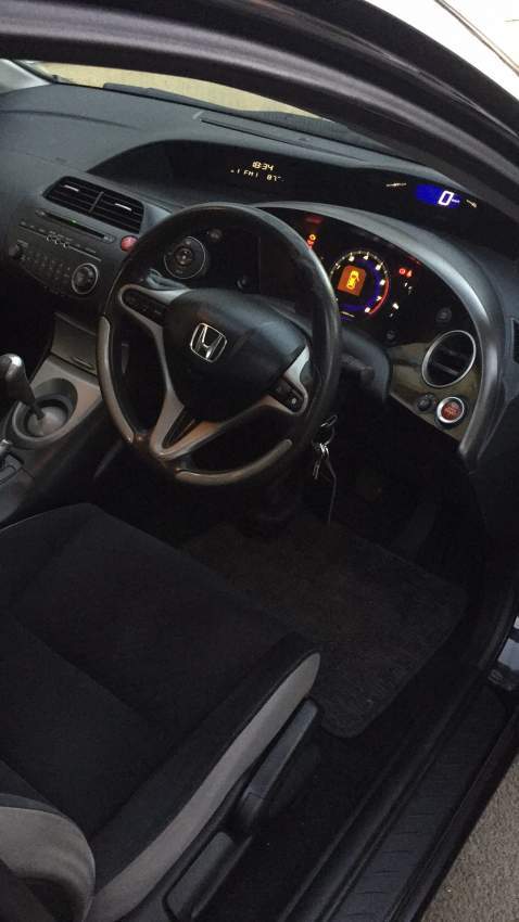 FOR URGENT SALE honda civic fk1 hatchback 2008 manual Call 57279270 - 9 - Compact cars  on Aster Vender