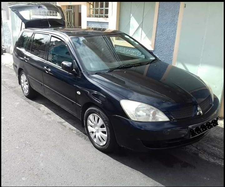 Mitsubishi Lancer-2006 - 1 - Family Cars  on Aster Vender