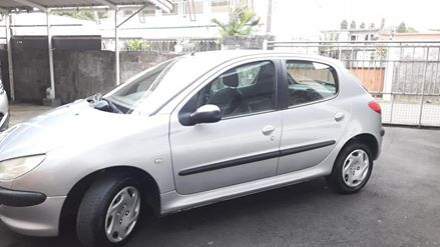 2003 PEUGEOT 206 - 2 - Family Cars  on Aster Vender