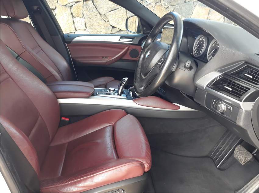 2008 BMW X6 5.0 V8 - 7 - SUV Cars  on Aster Vender