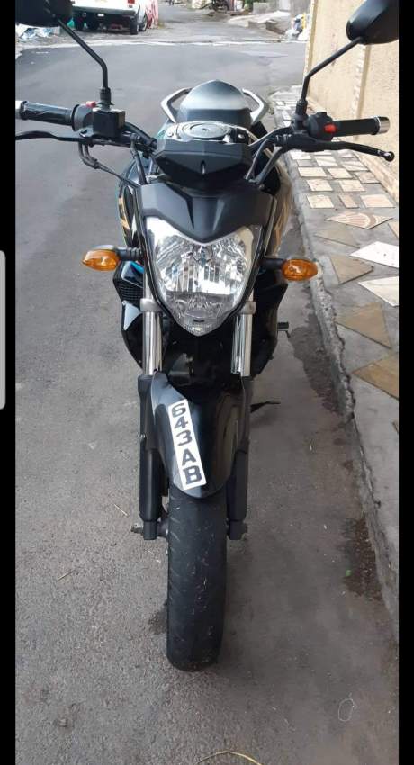 YAMAHA FZ - 0 - Sports Bike  on Aster Vender