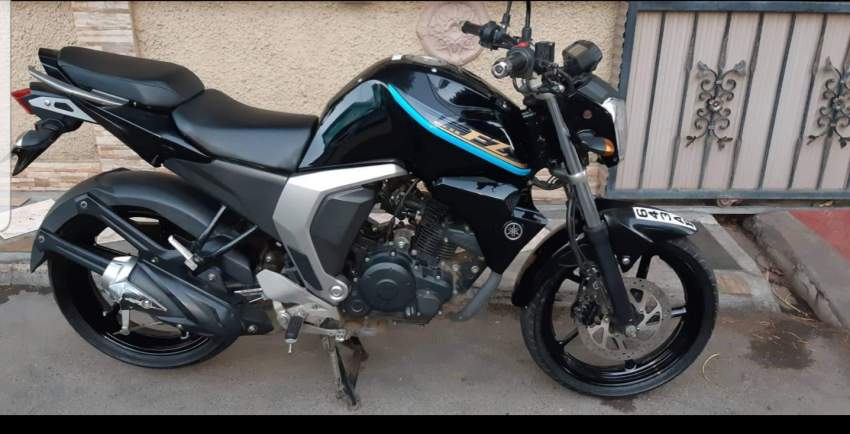 YAMAHA FZ - 2 - Sports Bike  on Aster Vender