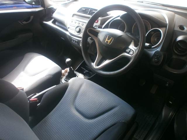 Honda Jazz  - 1 - Family Cars  on Aster Vender