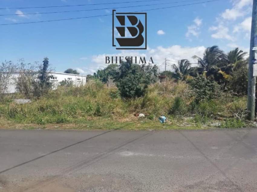 10 perches residential in Melville ideal for commercial, 5mins seaside - 1 - Land  on Aster Vender