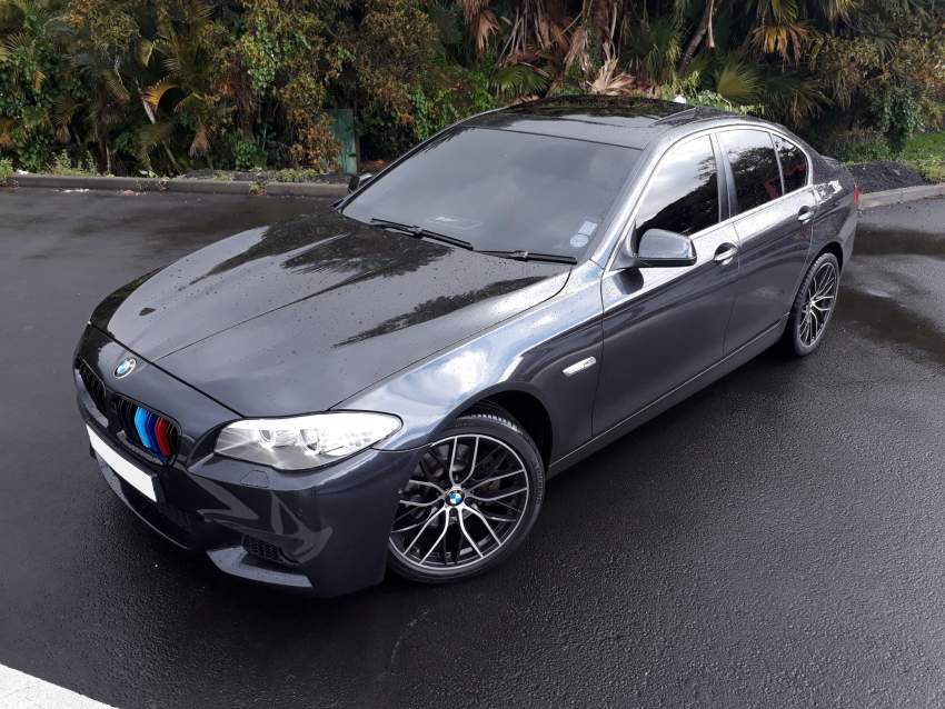 2010 BMW 528i M Sport Line - 1 - Luxury Cars  on Aster Vender