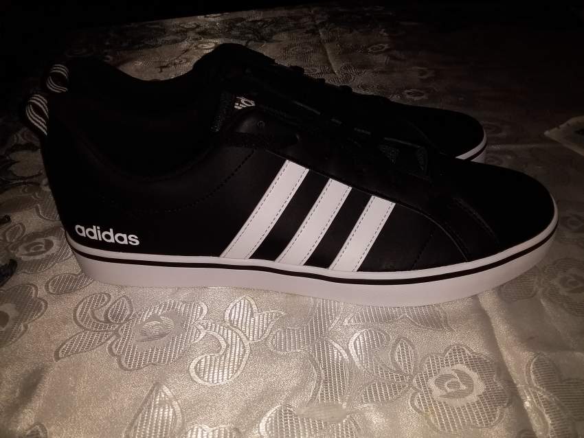 Adidas vs pace shoes  - 1 - Sneakers  on Aster Vender