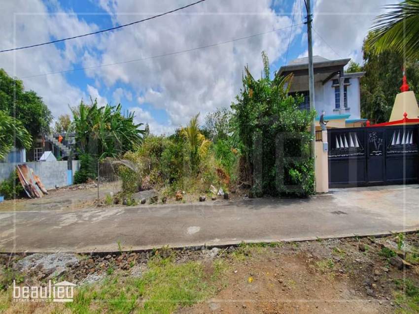 6.3 perches Residential land is for sale in Palmar @ Rs 850,000 on Aster Vender