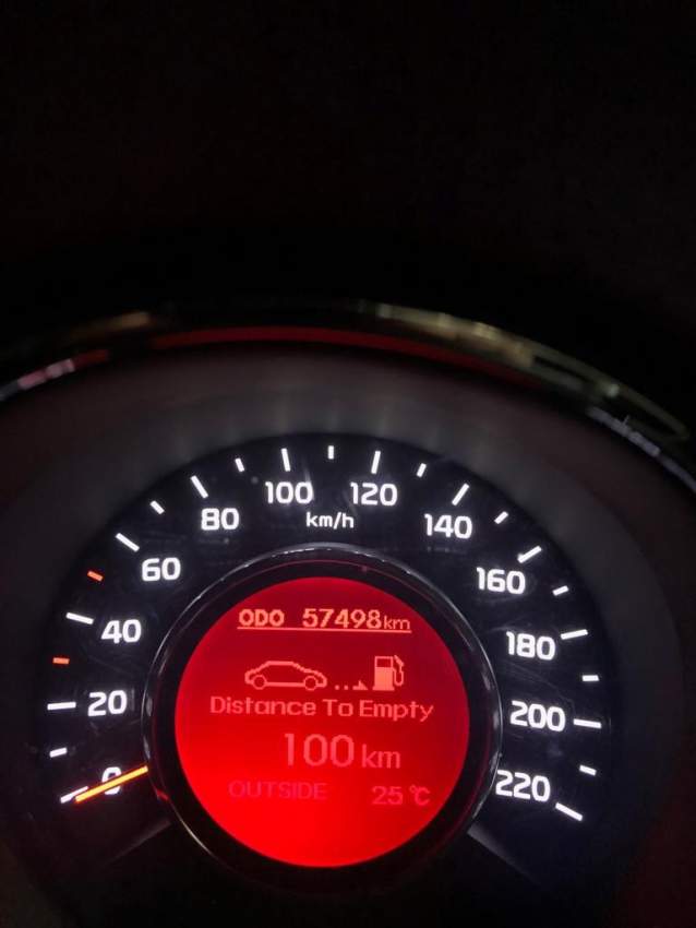 KIA RIO - 1 - Family Cars  on Aster Vender