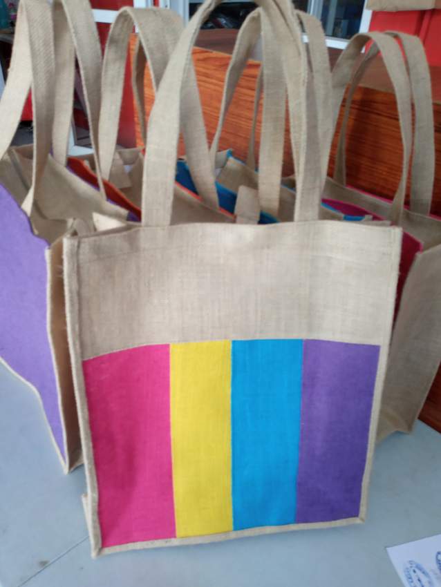Jute shopping bag
