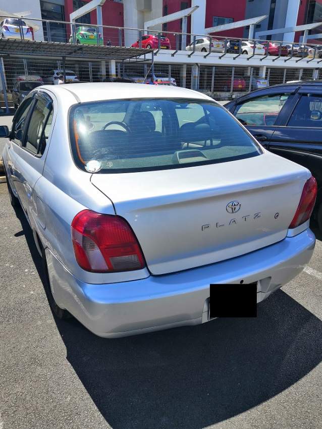 Toyota Platz 2002 - 2 - Compact cars  on Aster Vender