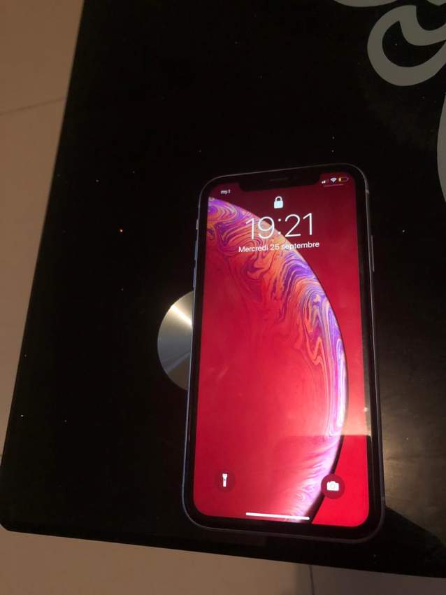 iPhone XR - 0 - iPhones  on Aster Vender
